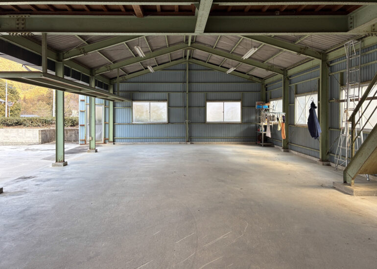 2-EA892177-95B9-4A39-9341-33A35CDBA880