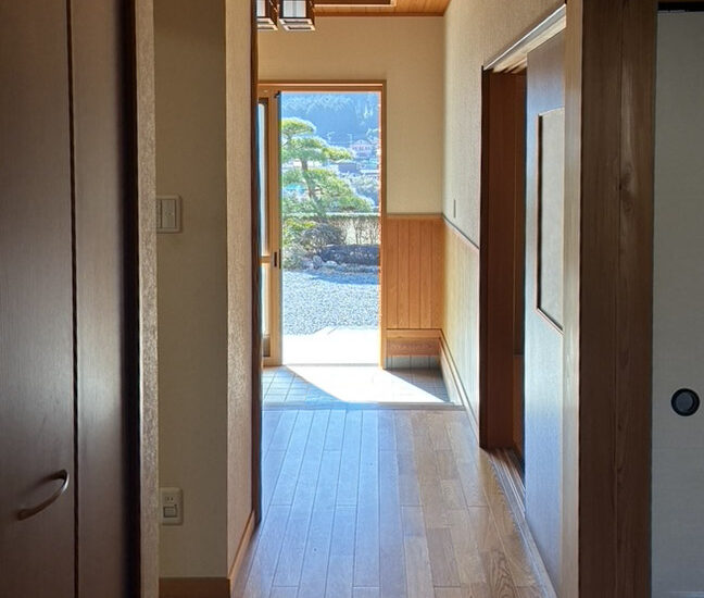 10-14DCB63B-C38B-4586-B196-4E6026D5F42C_1_105_c